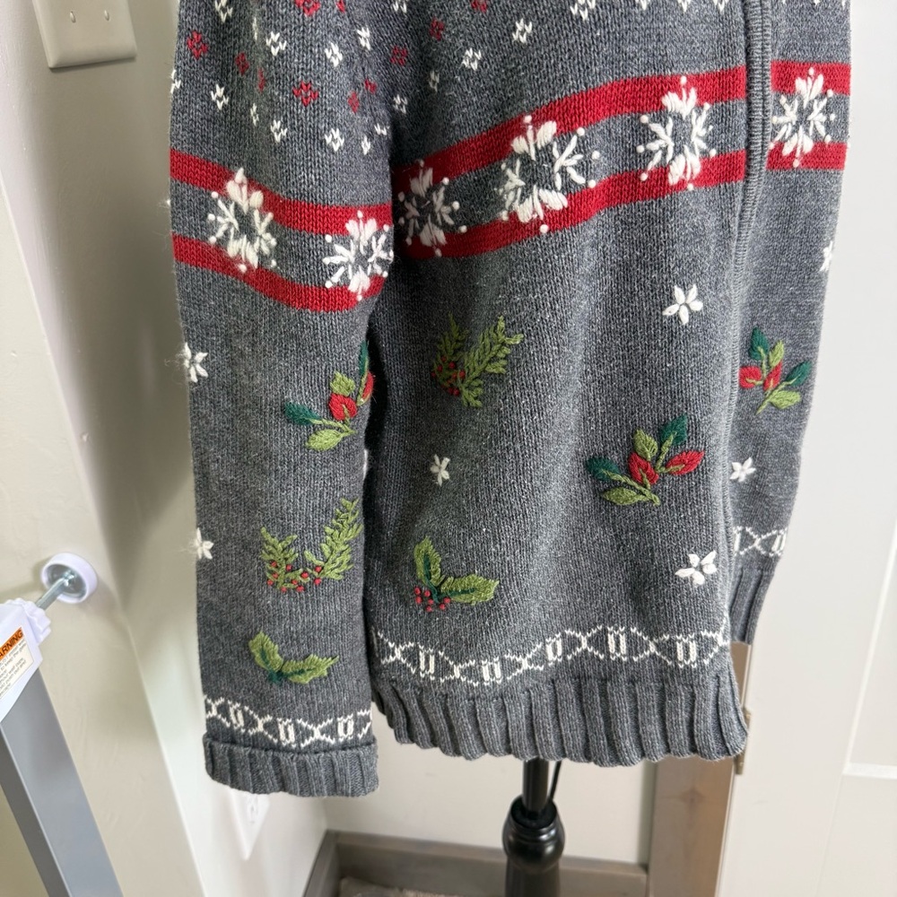 Vtg Holiday Lodge Grey Full Zip Holiday Christmas Sweater Holly Berry Snowflake - Picture 3 of 7